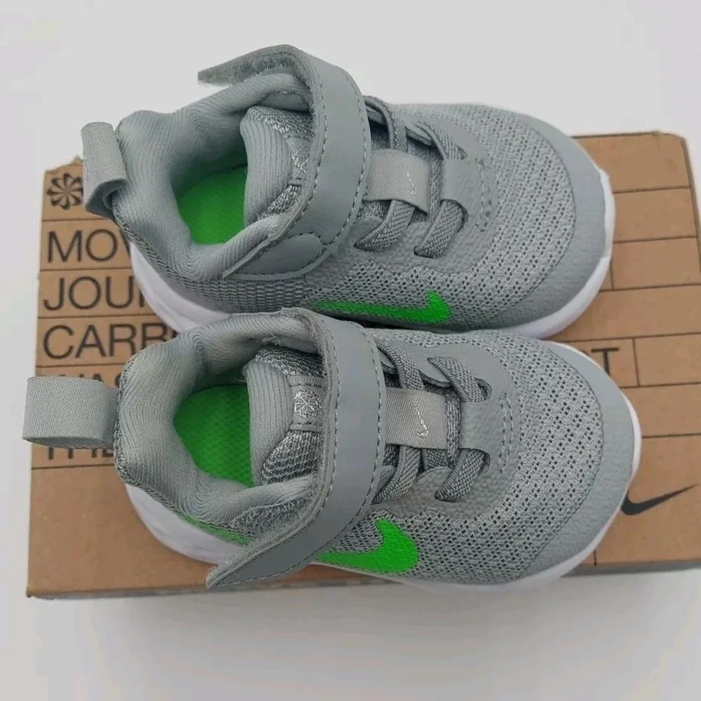 Toddler Boy's Size 2C - Nike Revolution 6 NN (TDV)